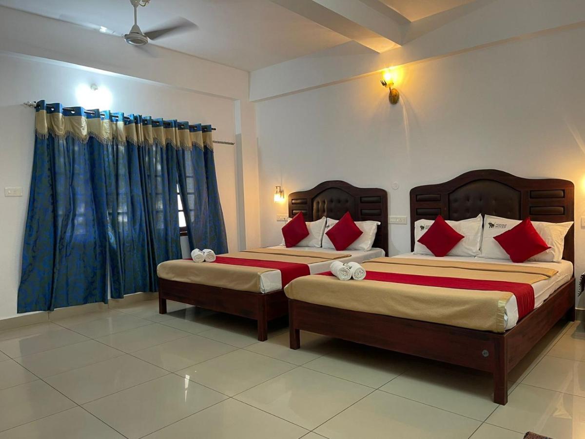 Periyar Woods Bed & Breakfast เทกคาดี ภายนอก รูปภาพ
