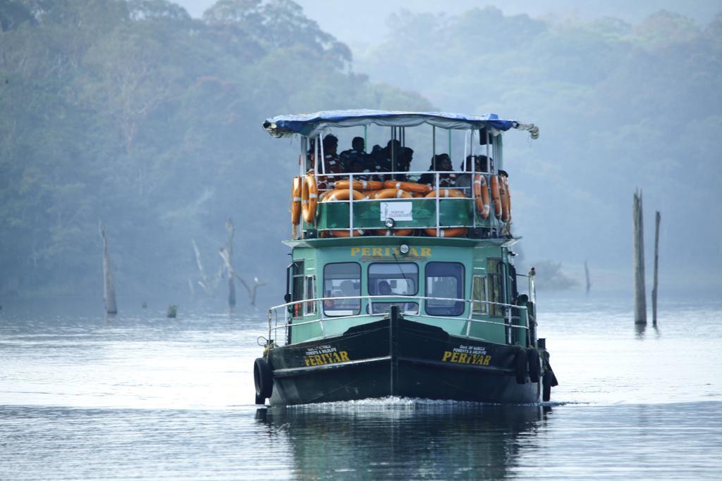 Periyar Woods Bed & Breakfast เทกคาดี ภายนอก รูปภาพ